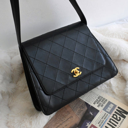 Chanel Trapeze Kelly Shoulder Bag 24k GHW