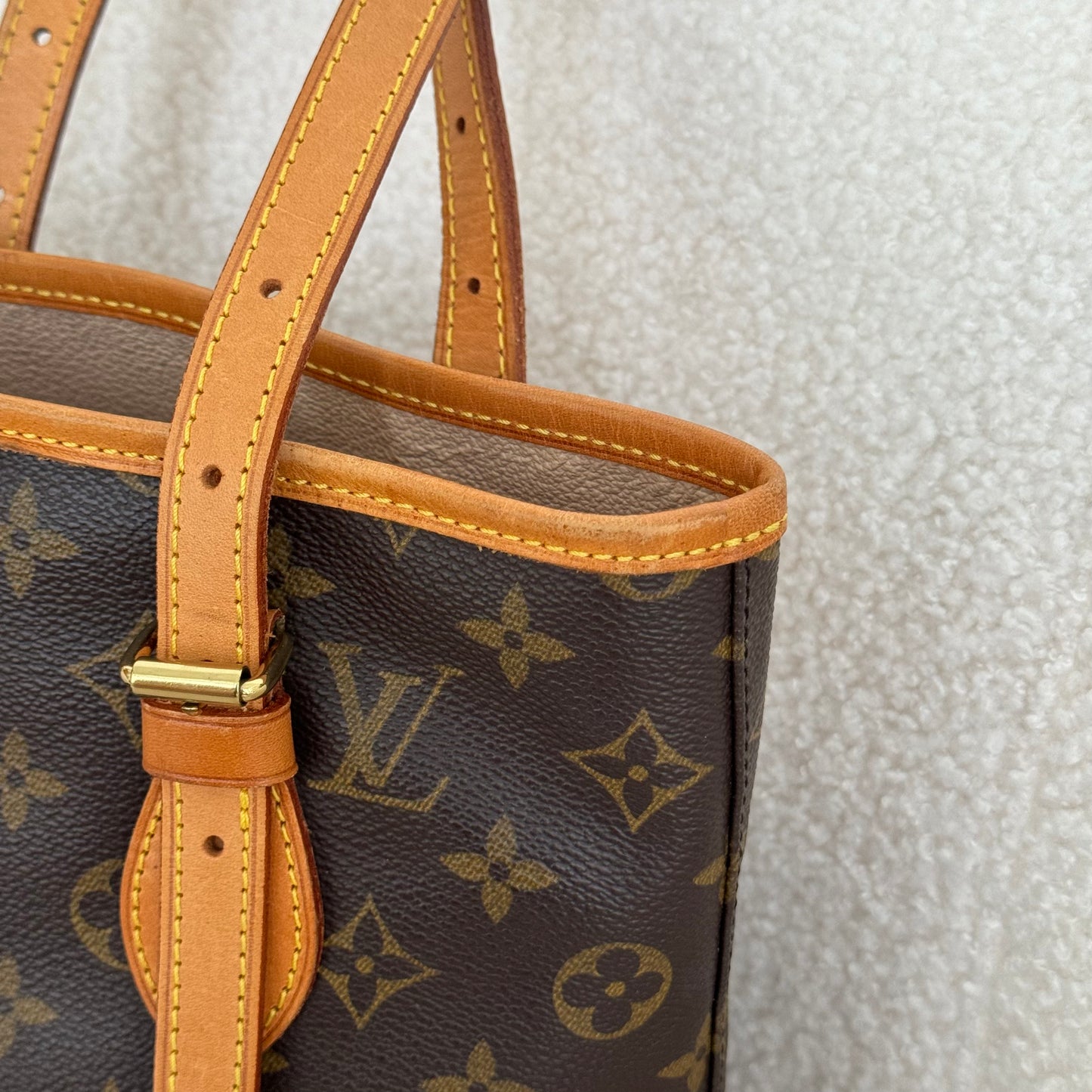 Louis Vuitton Bucket PM