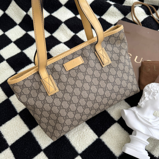 Gucci GG Supreme Small Tote Bag - Leluxe Vintage Sdn. Bhd.