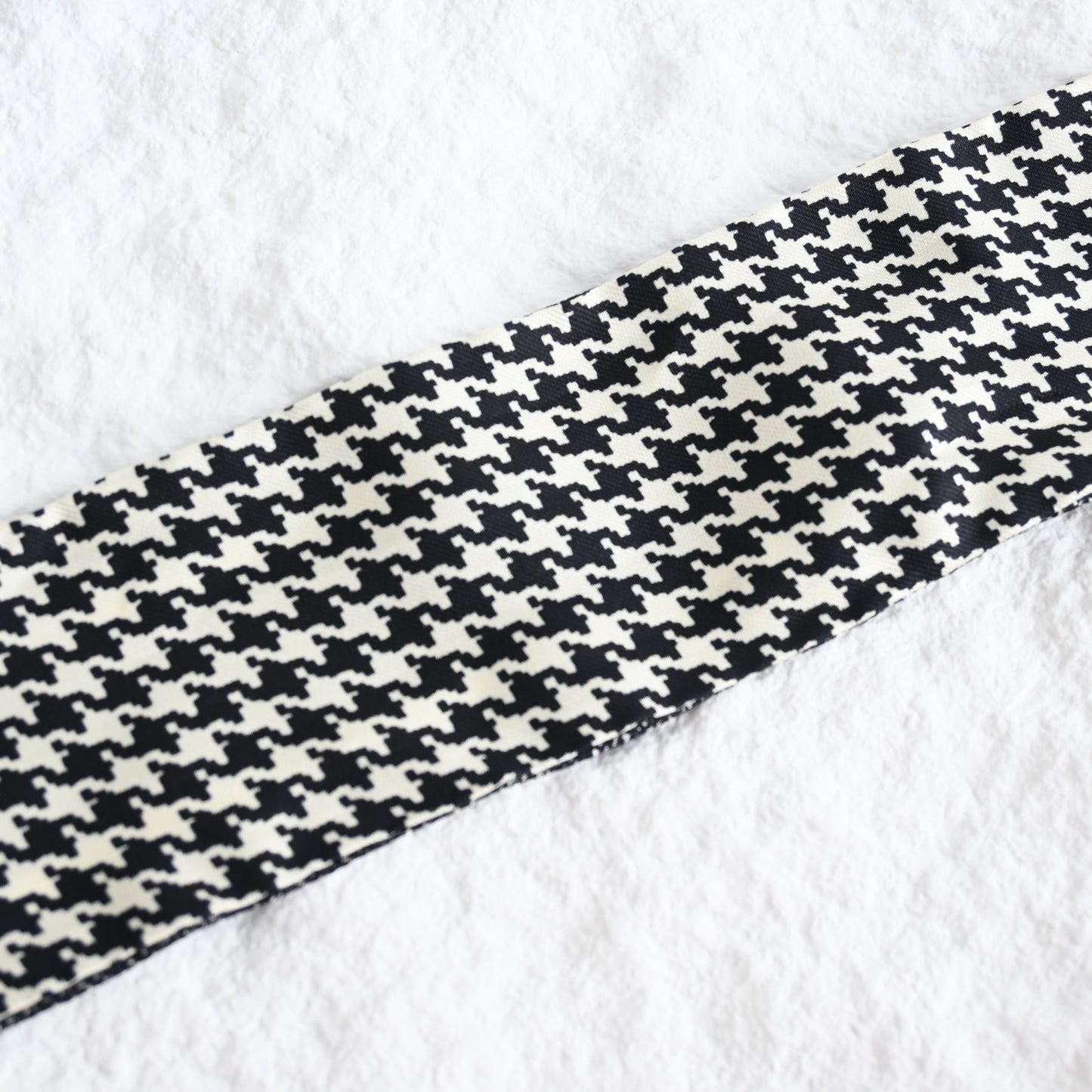 Dior 30 Montaigne Mitzah Silk Twilly