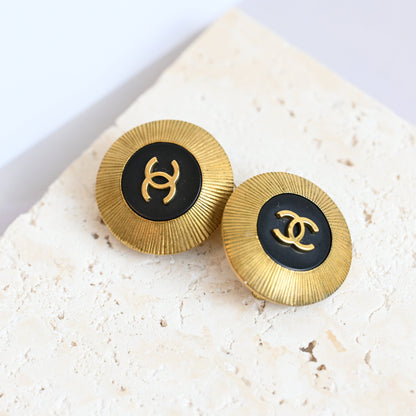 Chanel CC Button Earclip - Leluxe Vintage Sdn. Bhd.