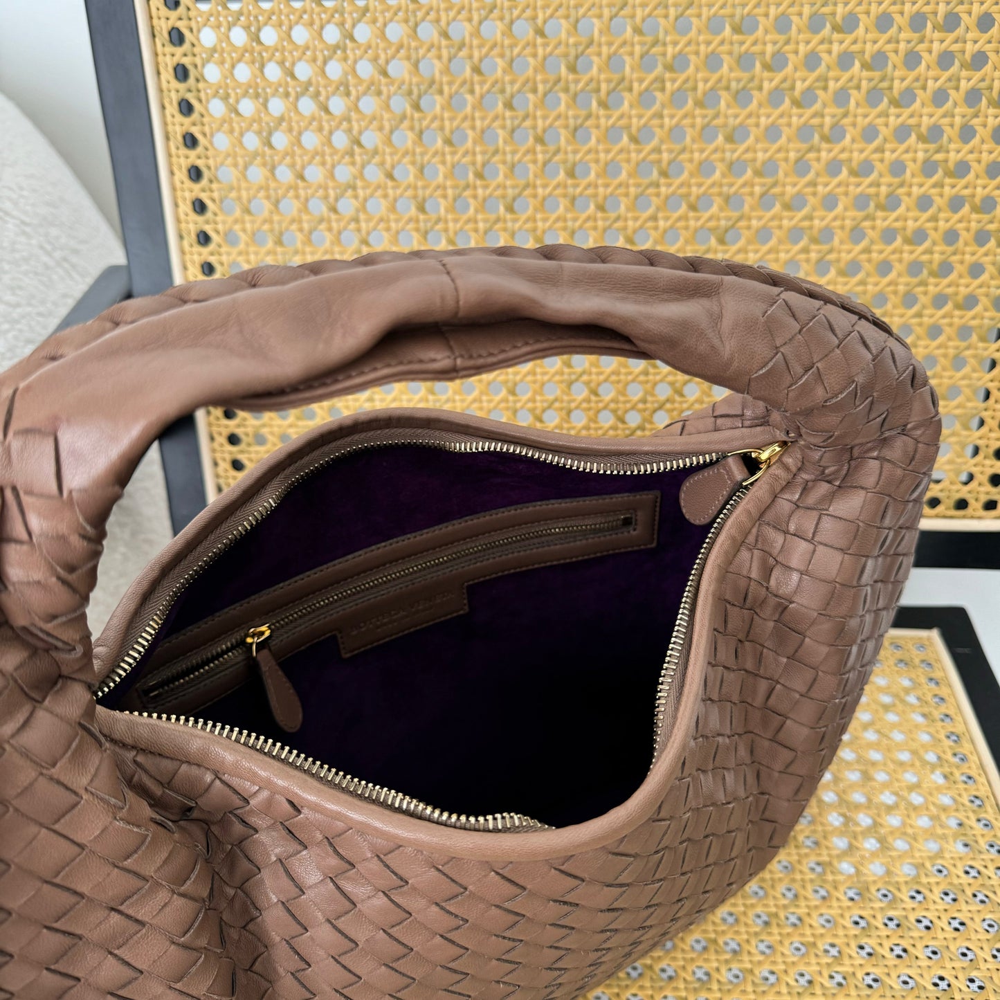 Bottega Veneta Mocha Brown Hobo Bag Small - Leluxe Vintage Sdn. Bhd.