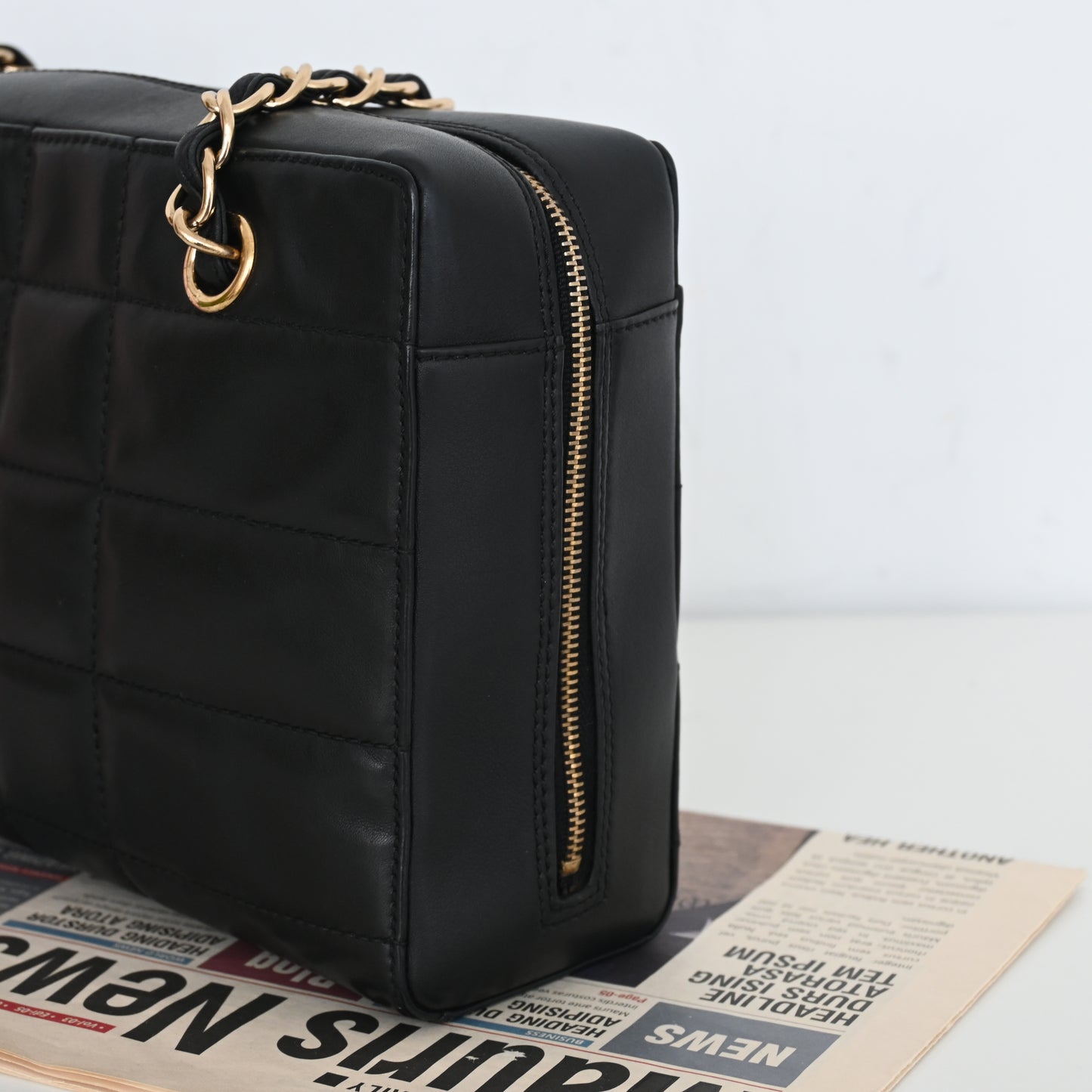 Chanel Chocolate Bar Chain Shoulder Bag