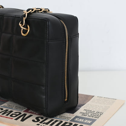 Chanel Chocolate Bar Chain Shoulder Bag