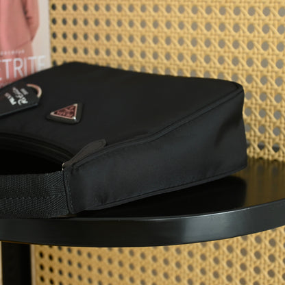 Prada Re-edition 2000 Hobo