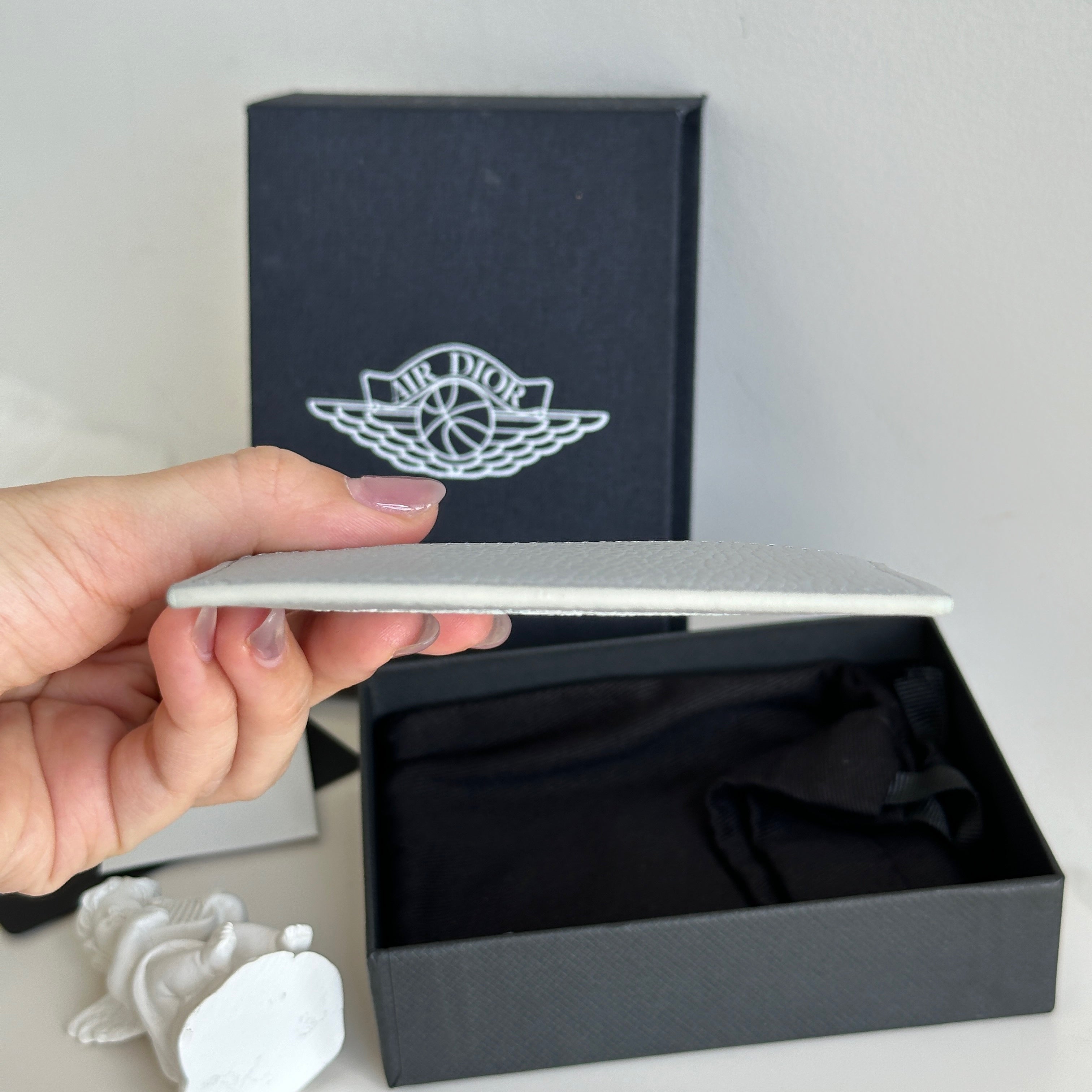 dior x jordan card holder