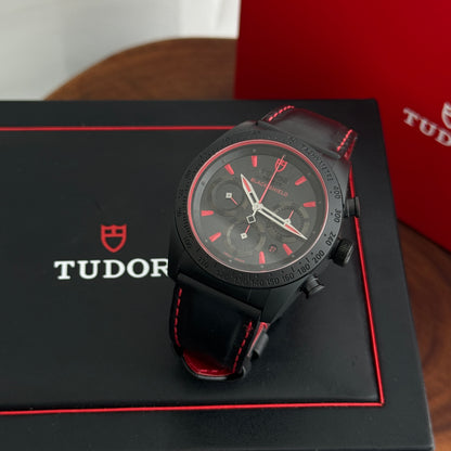 Tudor Fastrider Black Shield