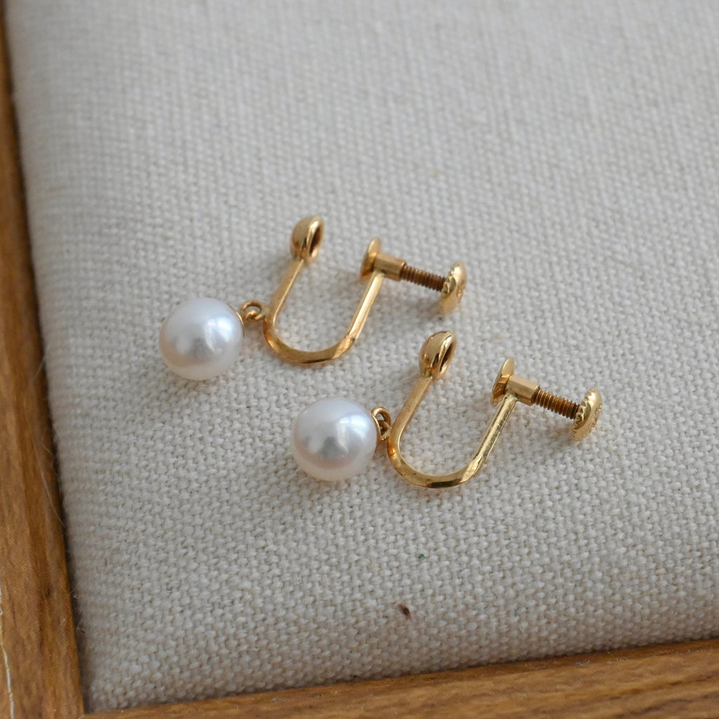 Tasaki Akoya Pearl Earrings 18k YG - Leluxe Vintage Sdn. Bhd.