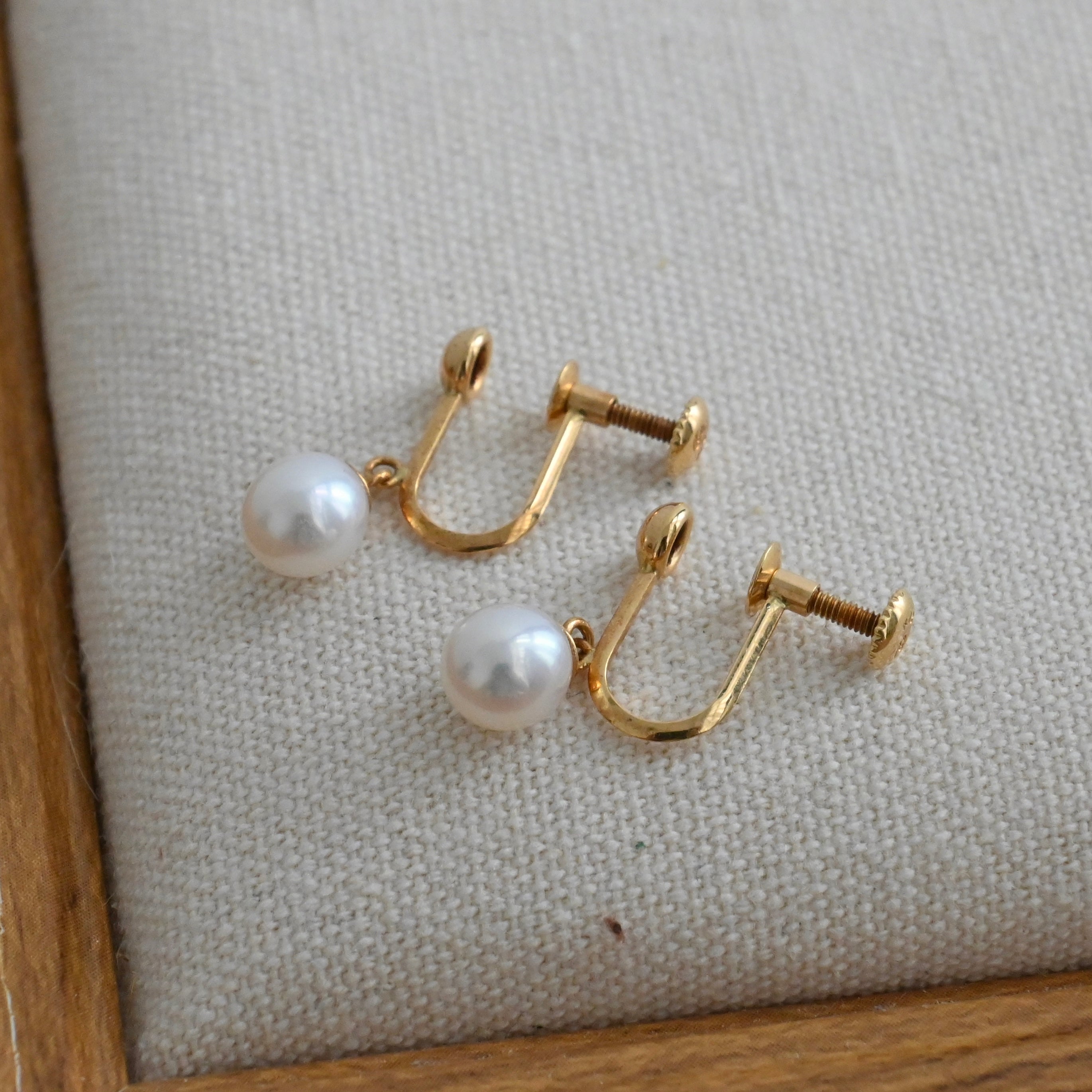 Tasaki Akoya Pearl Earrings 18k YG - Leluxe Vintage Sdn. Bhd.