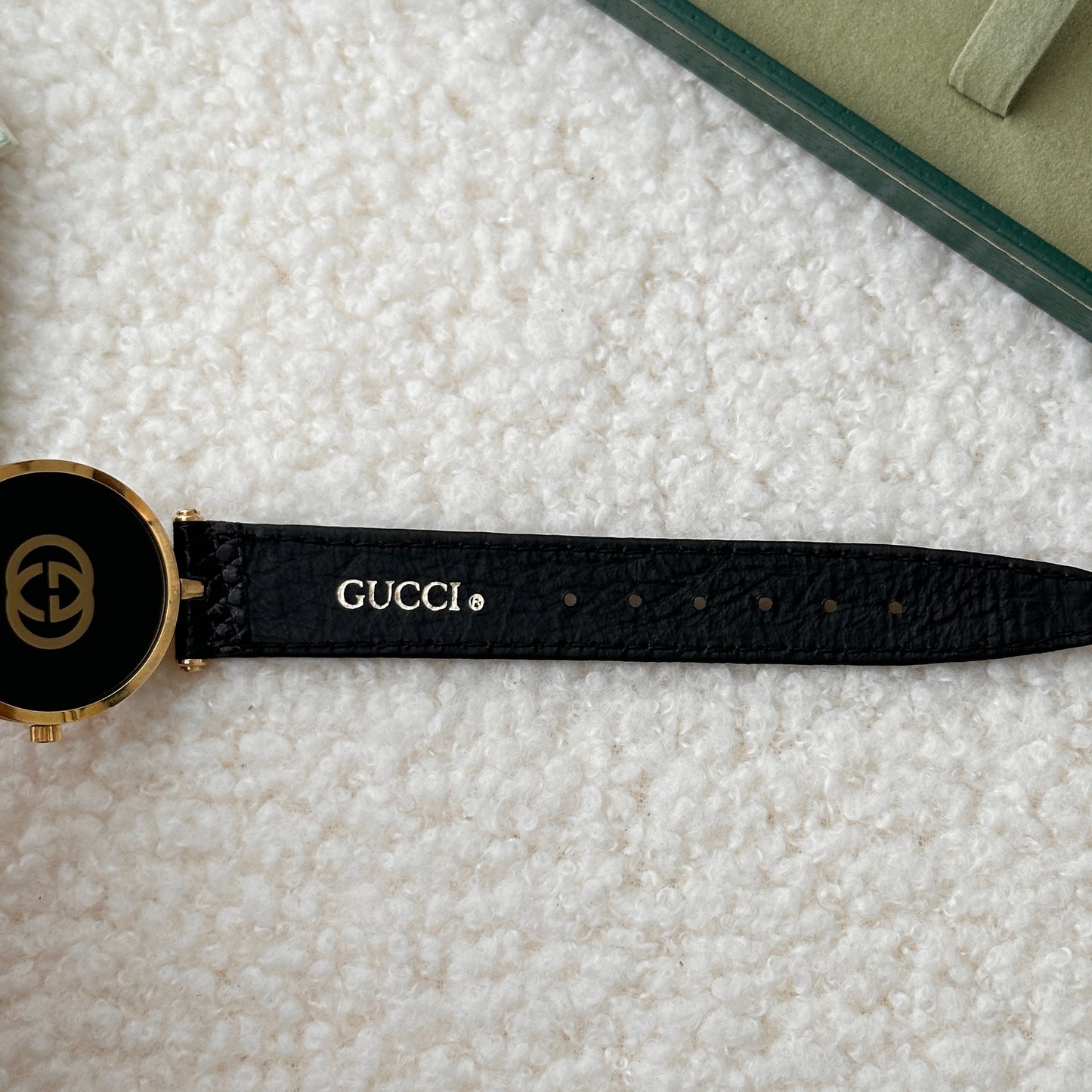 Gucci 2000l Gold Plated Black Dial Watch