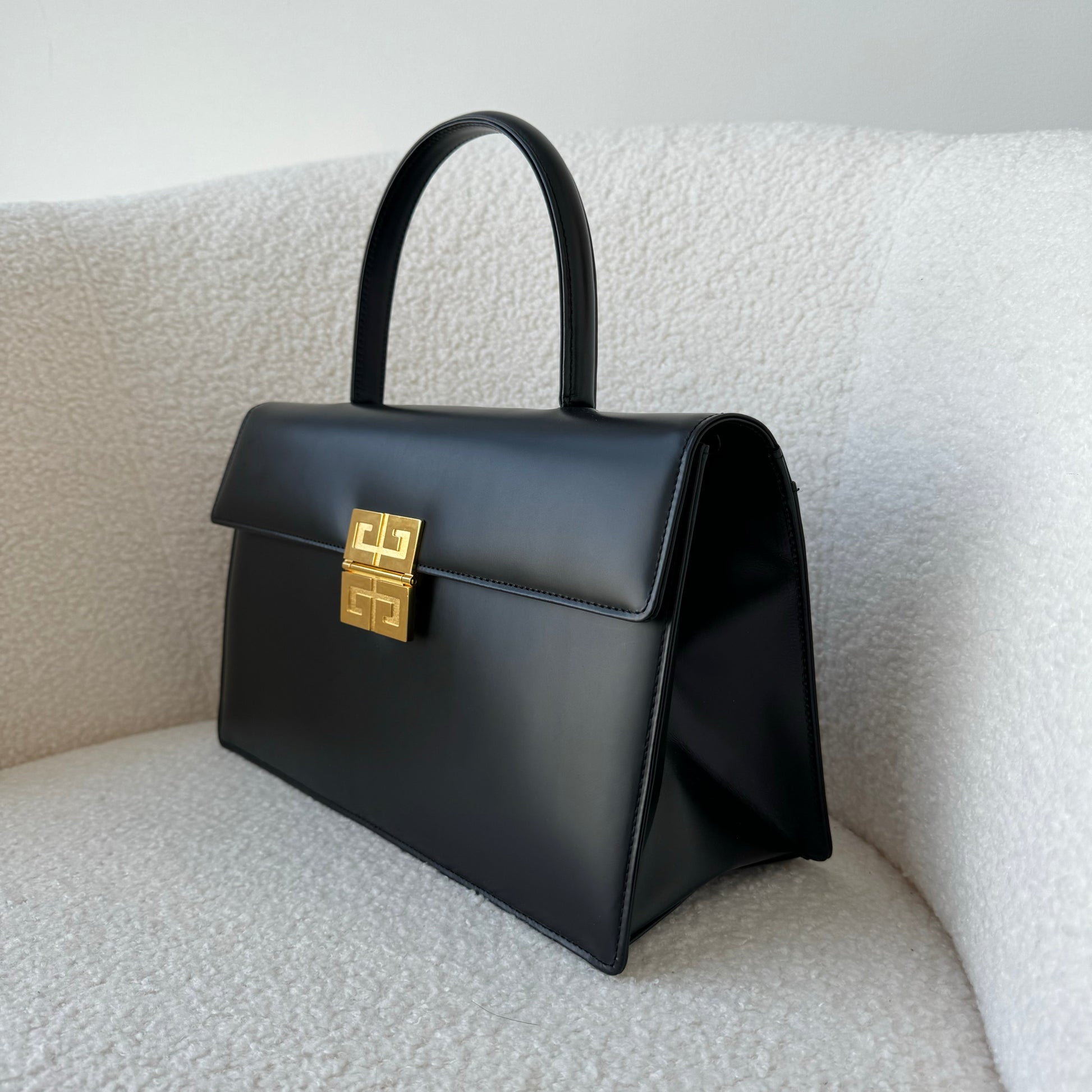 Givenchy Kelly - Leluxe Vintage Sdn. Bhd.