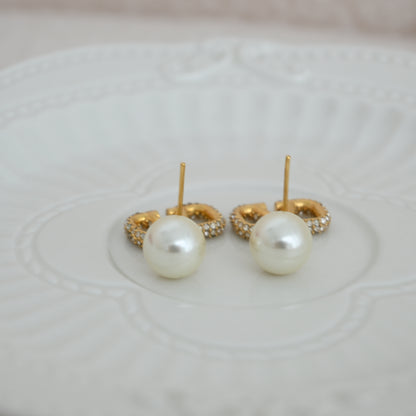 Valentino Garavani VLogo Signature Pearl Earrings