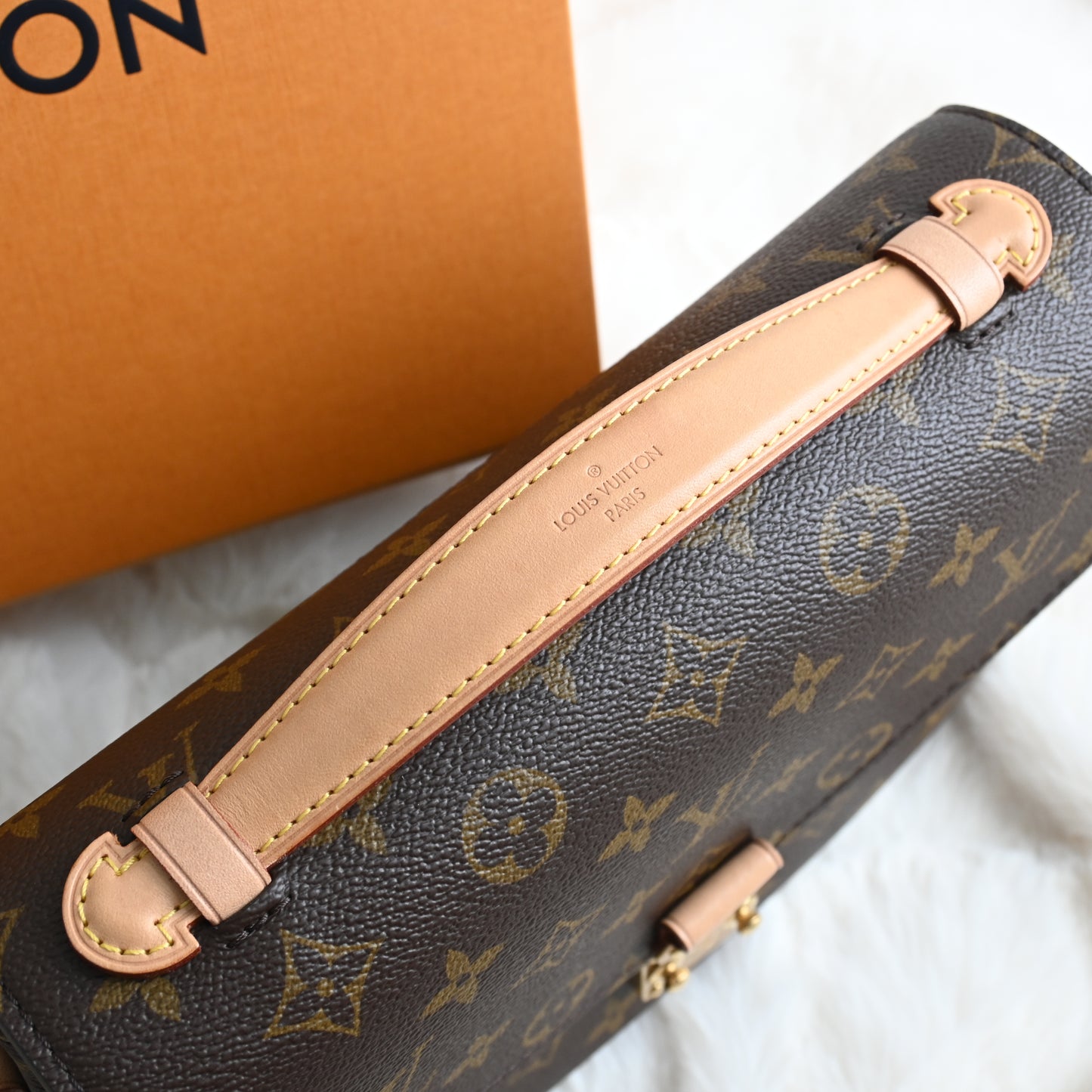 Louis Vuitton Pochette Métis Monogram