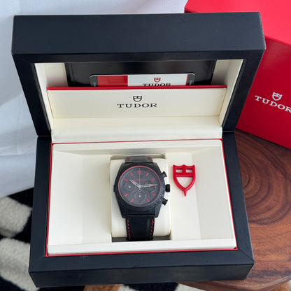 Tudor Fastrider Black Shield