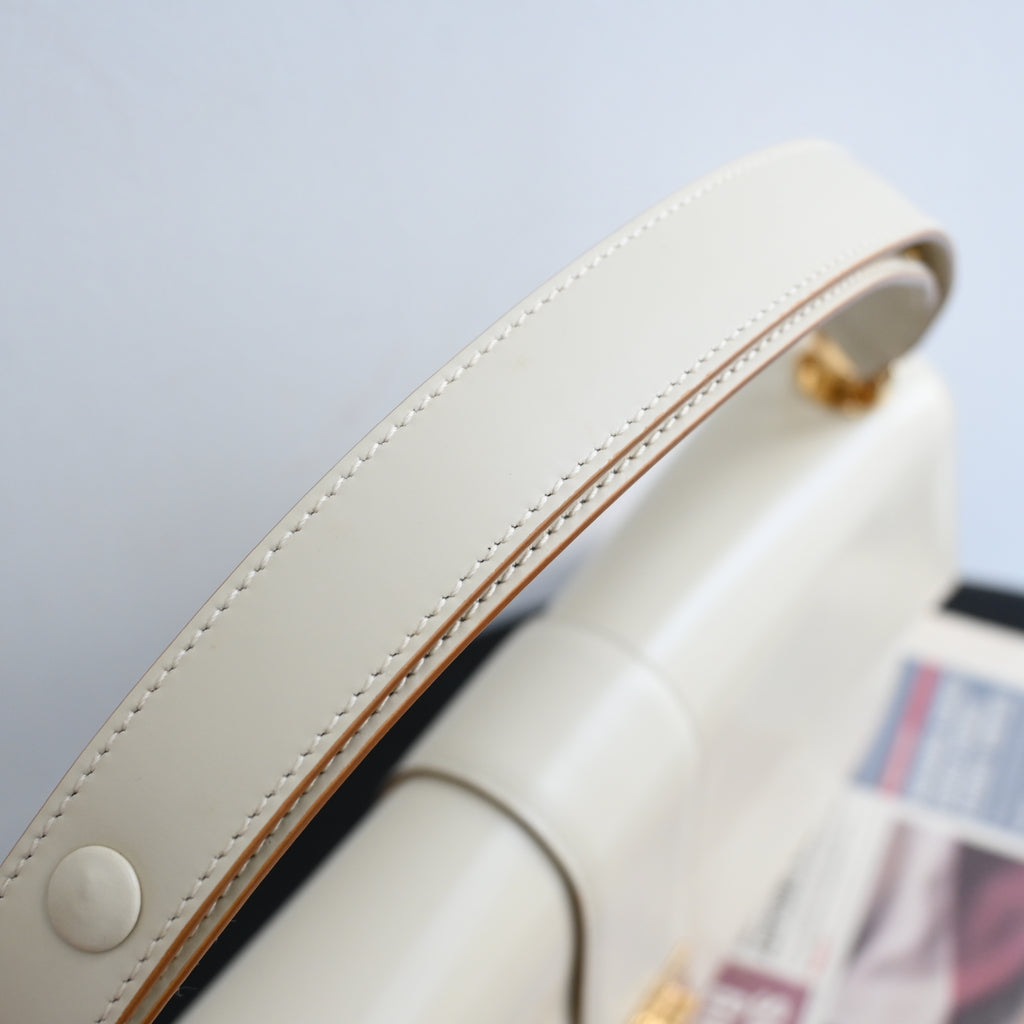 Salvatore Ferragamo Gancini Shoulder Bag - Leluxe Vintage Sdn. Bhd.