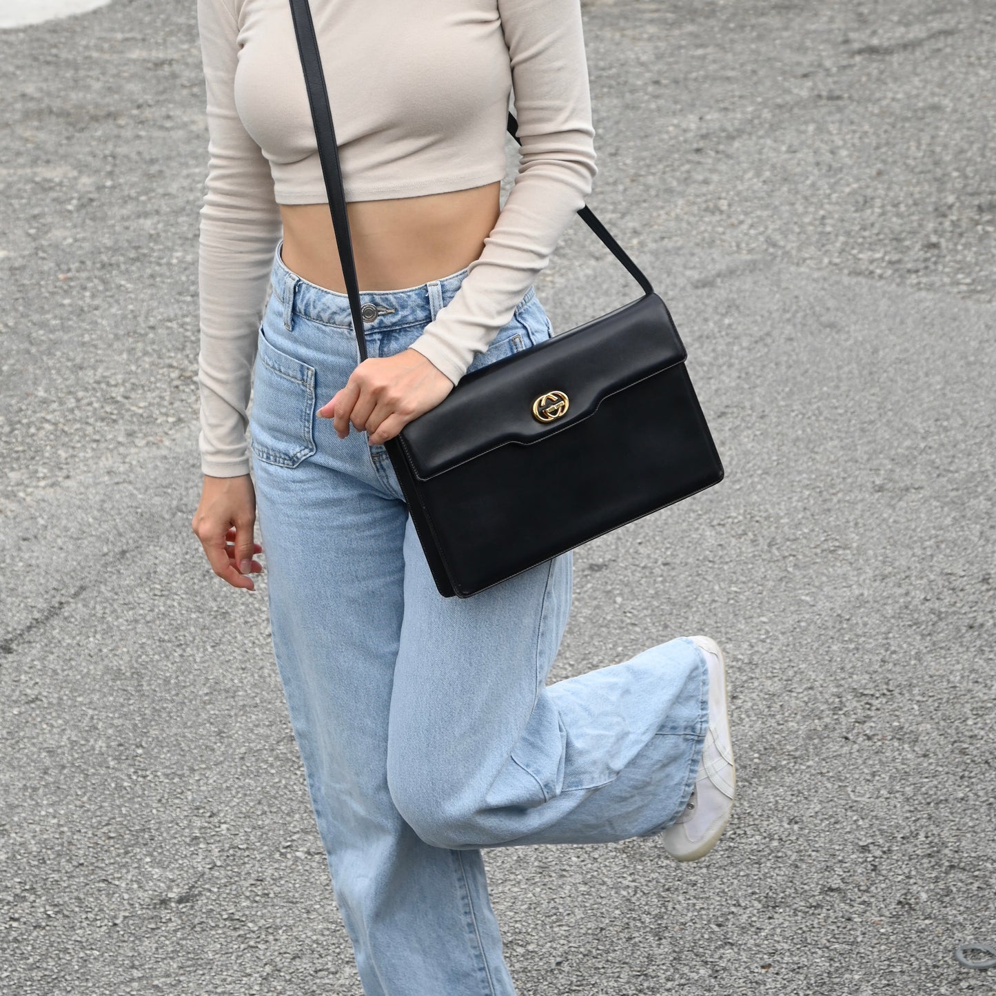 Gucci Turnlock G Navy Leather Bag