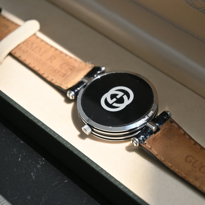 Gucci 2040M Round Face Watch