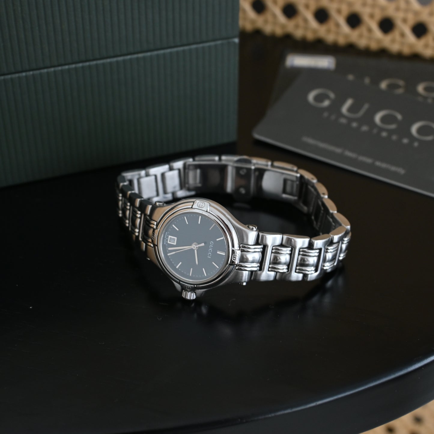 Gucci 9040L Date Round Watch