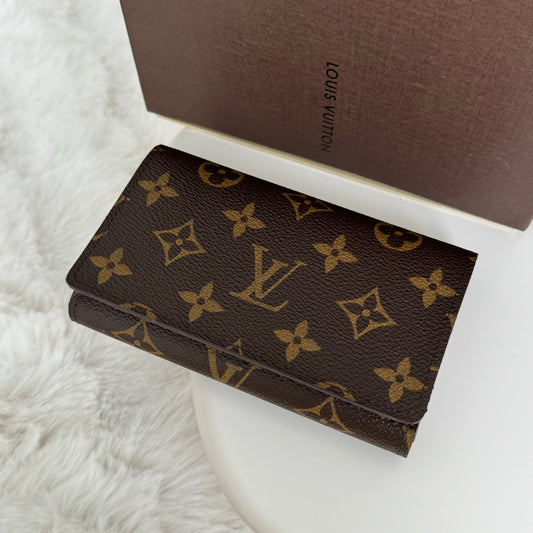 Louis Vuitton Porte Monnaie Billets Tresor Wallet Monogram