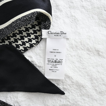 Dior 30 Montaigne Mitzah Silk Twilly