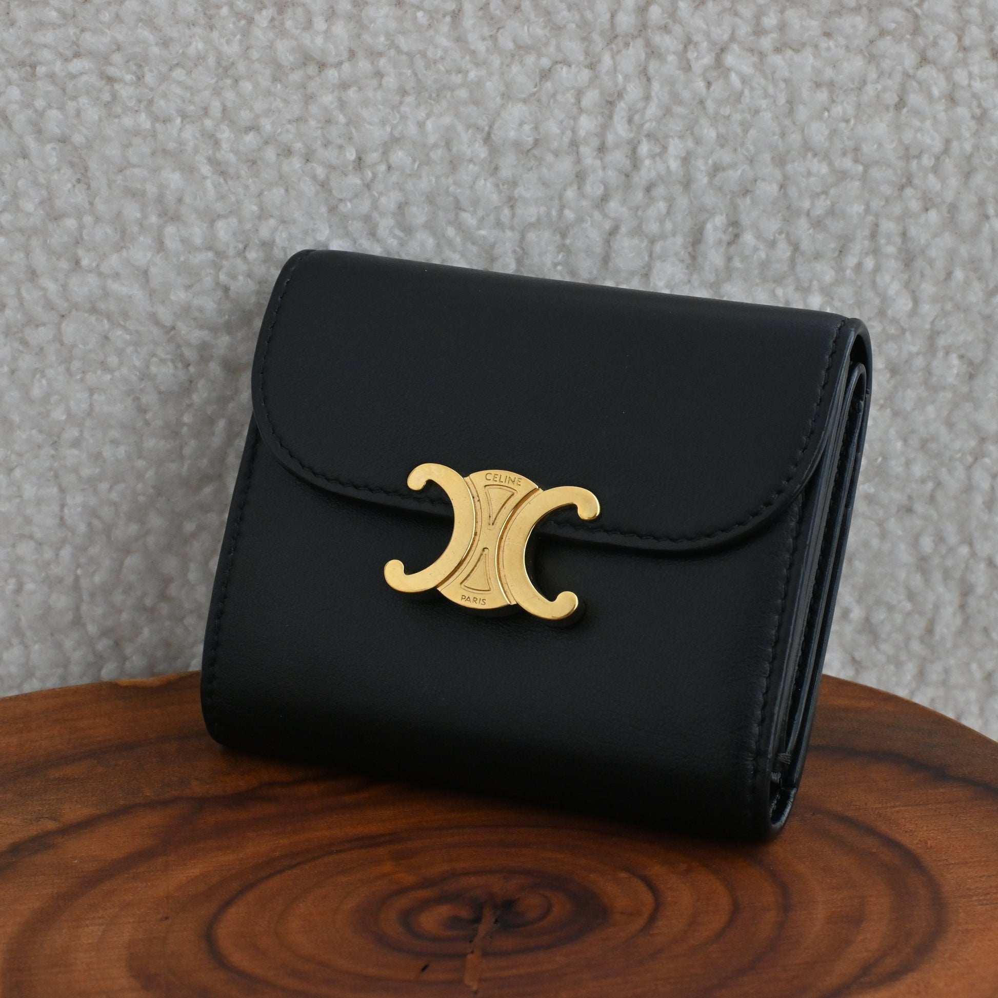 Celine Triomphe Trifold Wallet – Leluxe Vintage