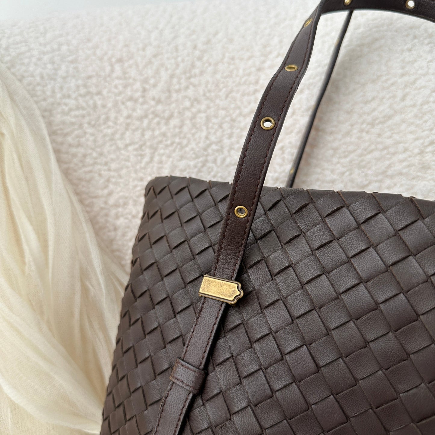 Bottega Veneta Intrecciato Woven Brown Tote - Leluxe Vintage Sdn. Bhd.