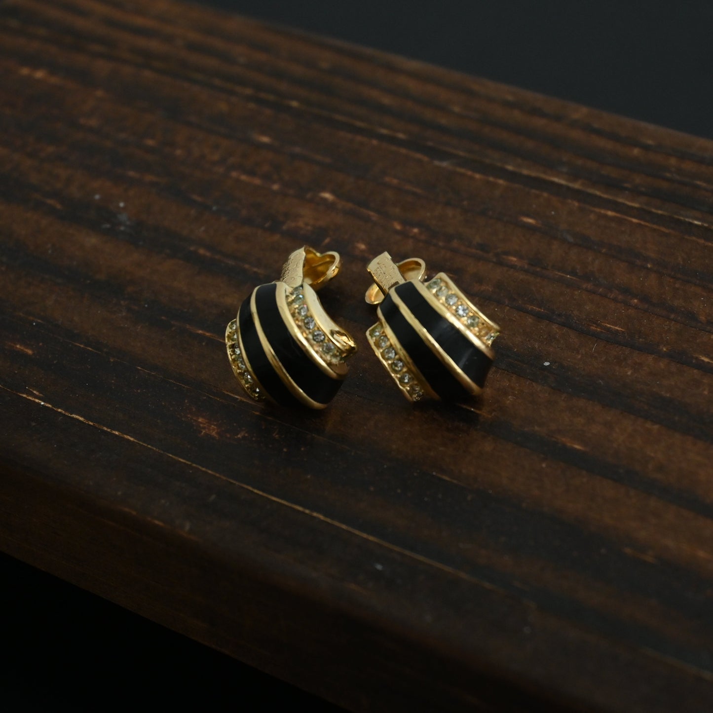 Christian Dior Gold Tone Crystal Enamel Clip