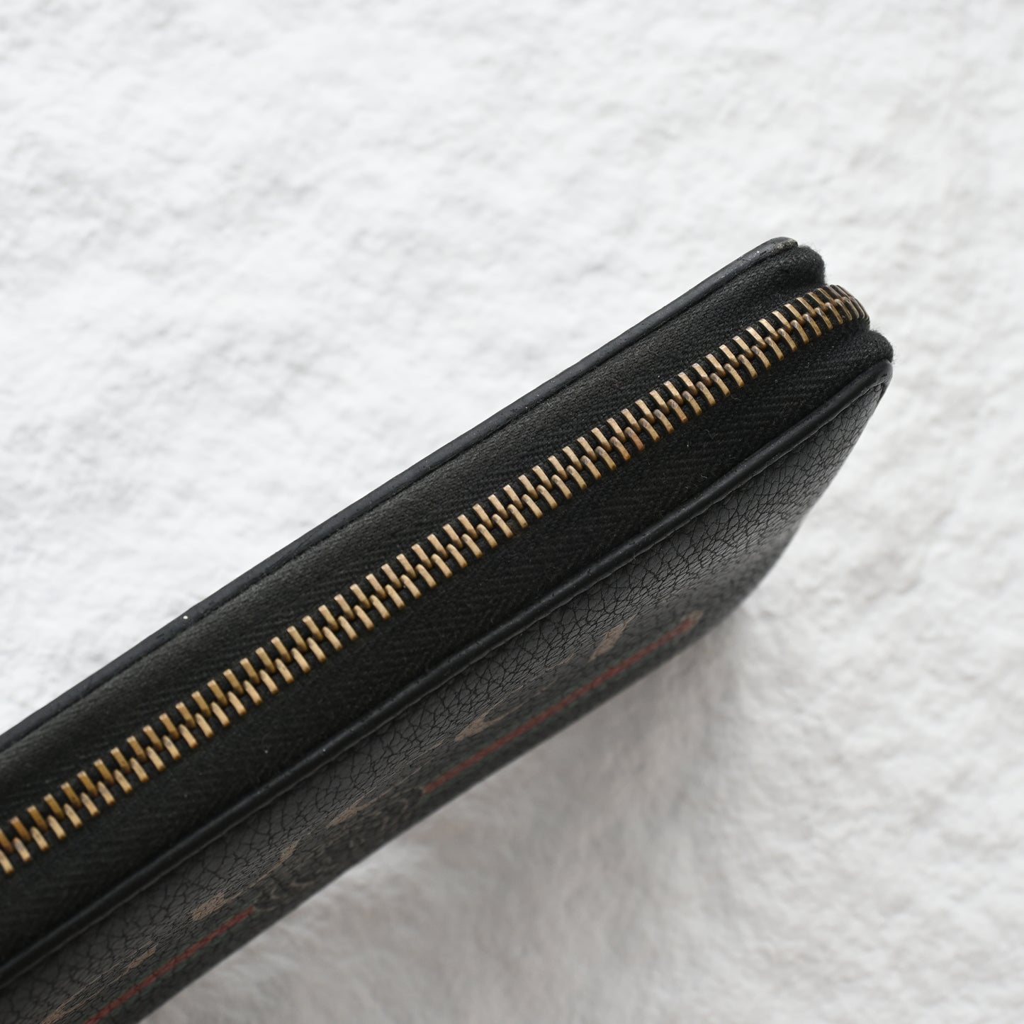 Gucci Print Zip Around Wallet