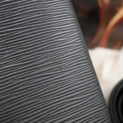 Louis Vuitton Sac Plat Fold Epi