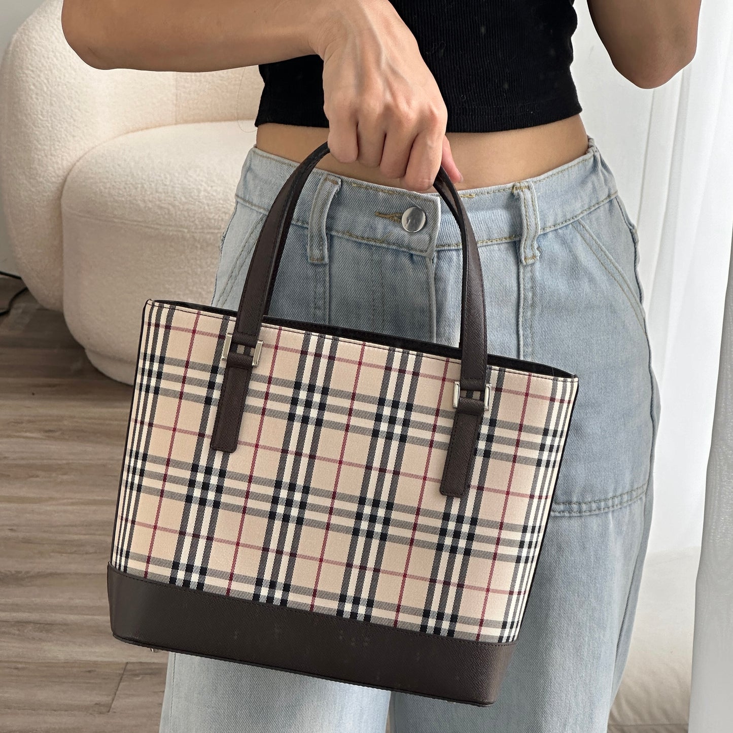 Burberry Nova Check Tote in beige