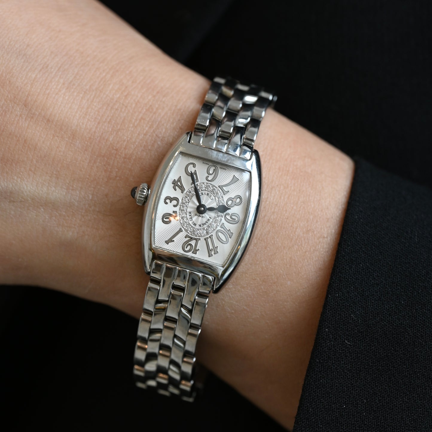 Franck Muller Tonneau Curvex Intermediate Reliefs 2252QZRELCD1R