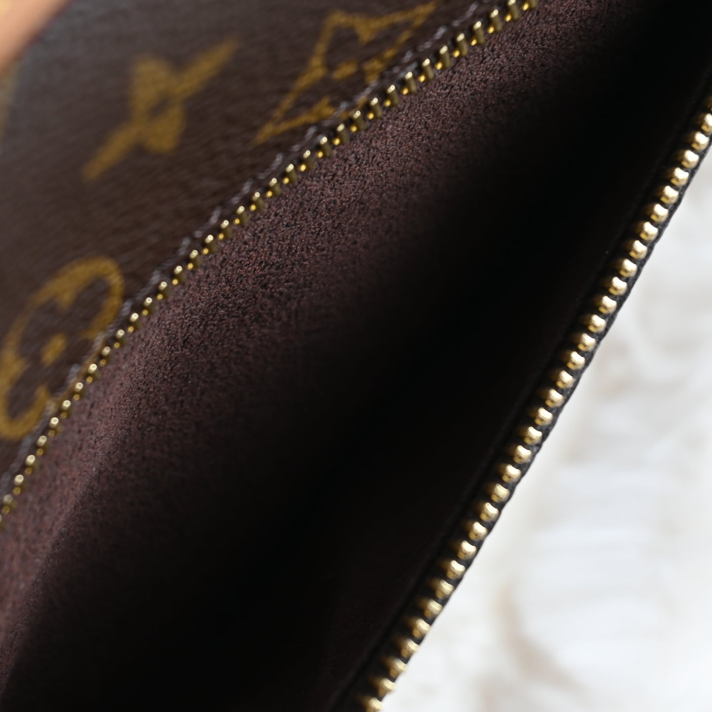 Louis Vuitton Pochette Métis Monogram