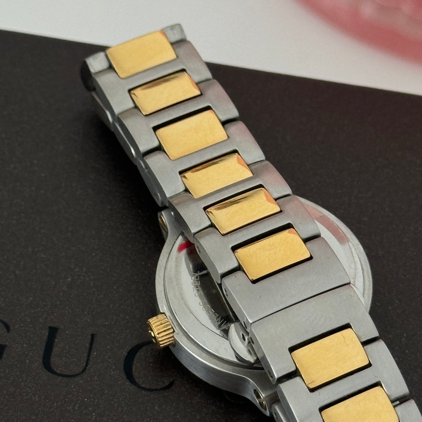 Gucci Watch 8900L Date