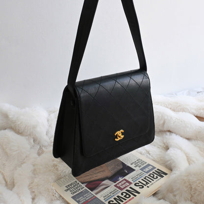 Chanel Trapeze Kelly Shoulder Bag 24k GHW