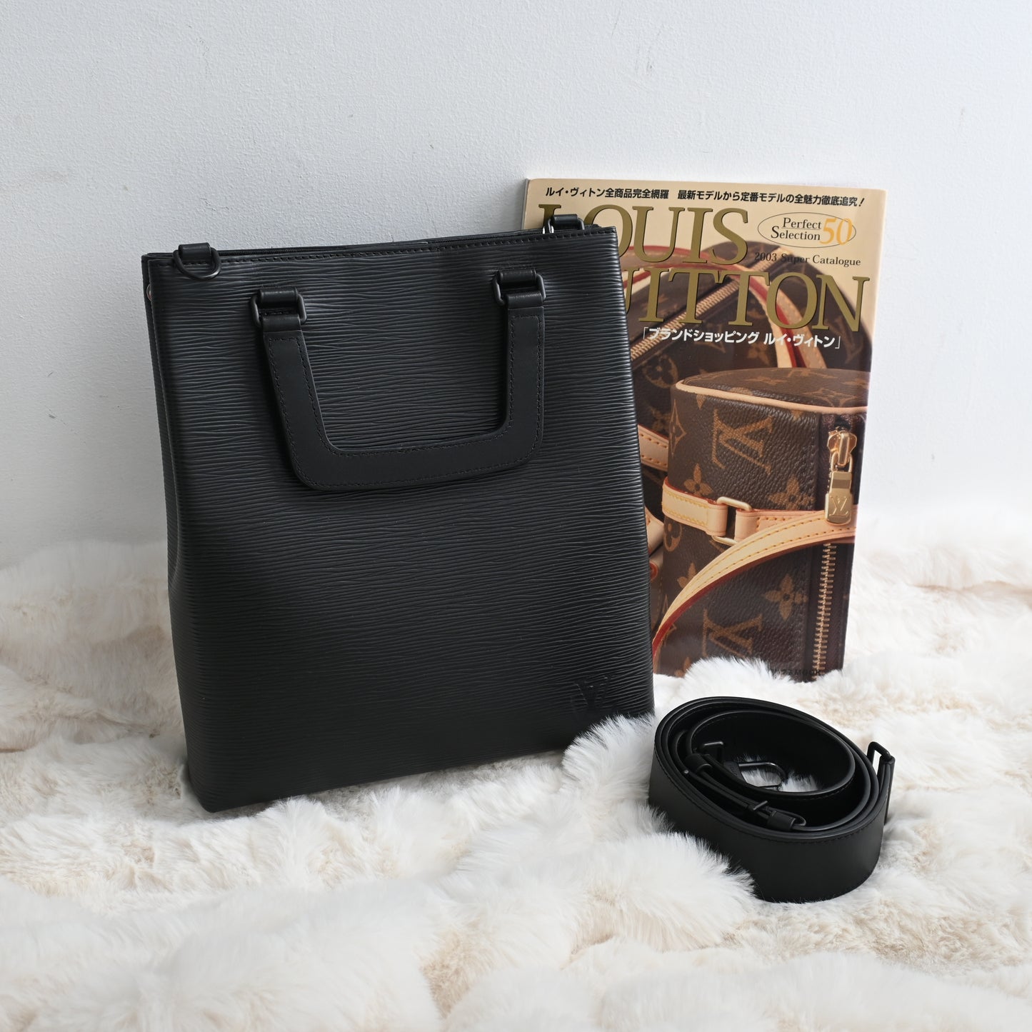 Louis Vuitton Sac Plat Fold Epi