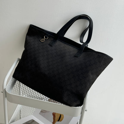 Gucci GG Canvas Tote Black