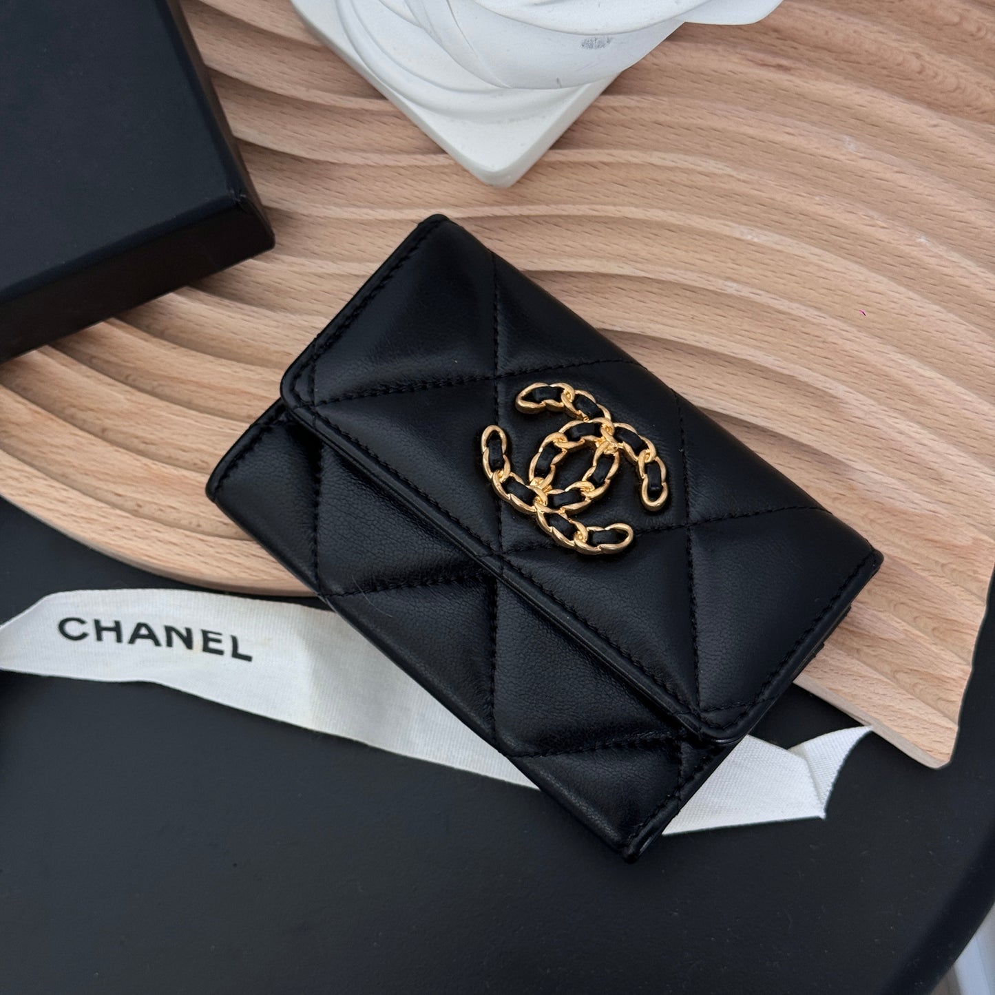 Chanel 19 Quilted Flap Cardholder