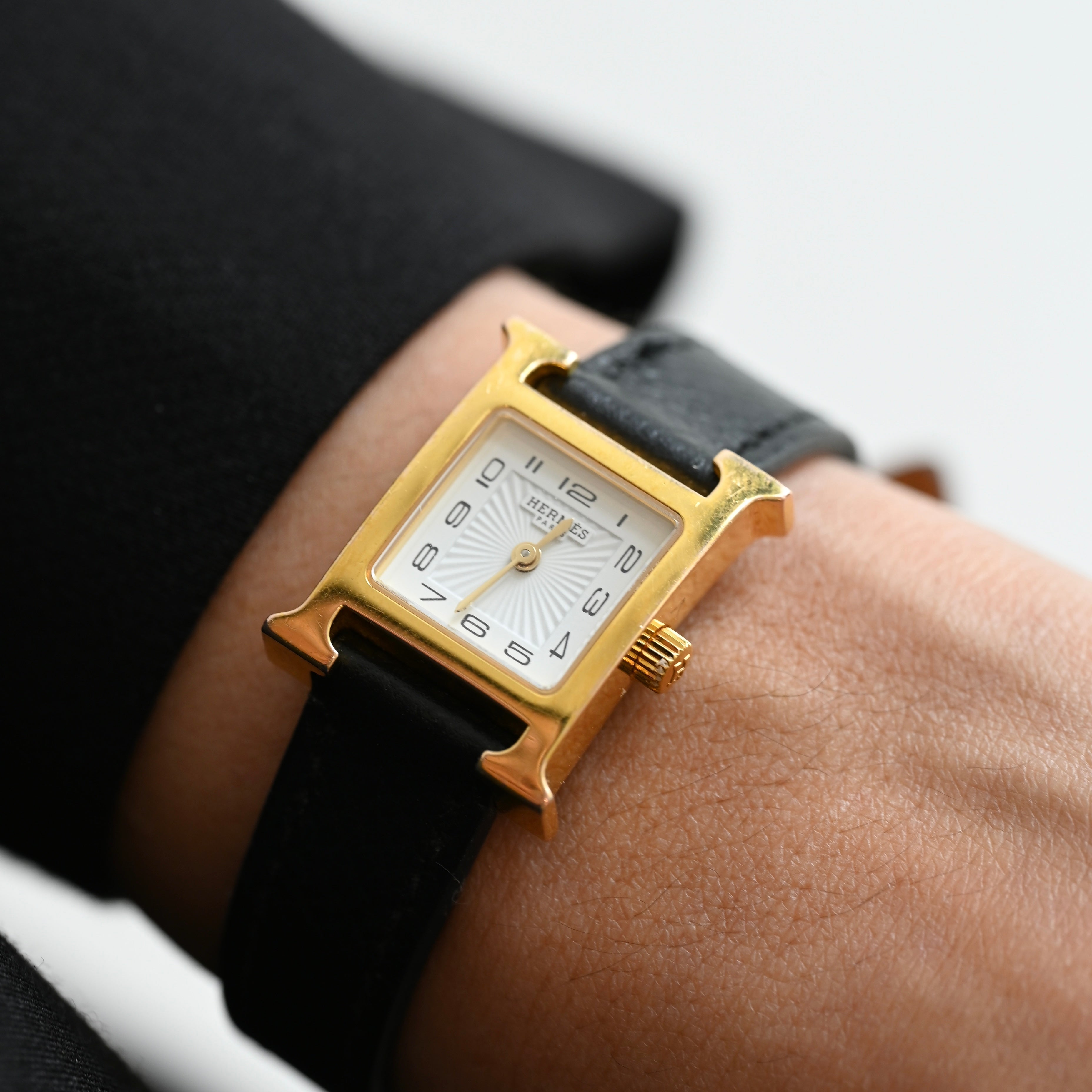 Hermès H Watch HH1.101 Mini Model : 2012 - Leluxe Vintage Sdn. Bhd.