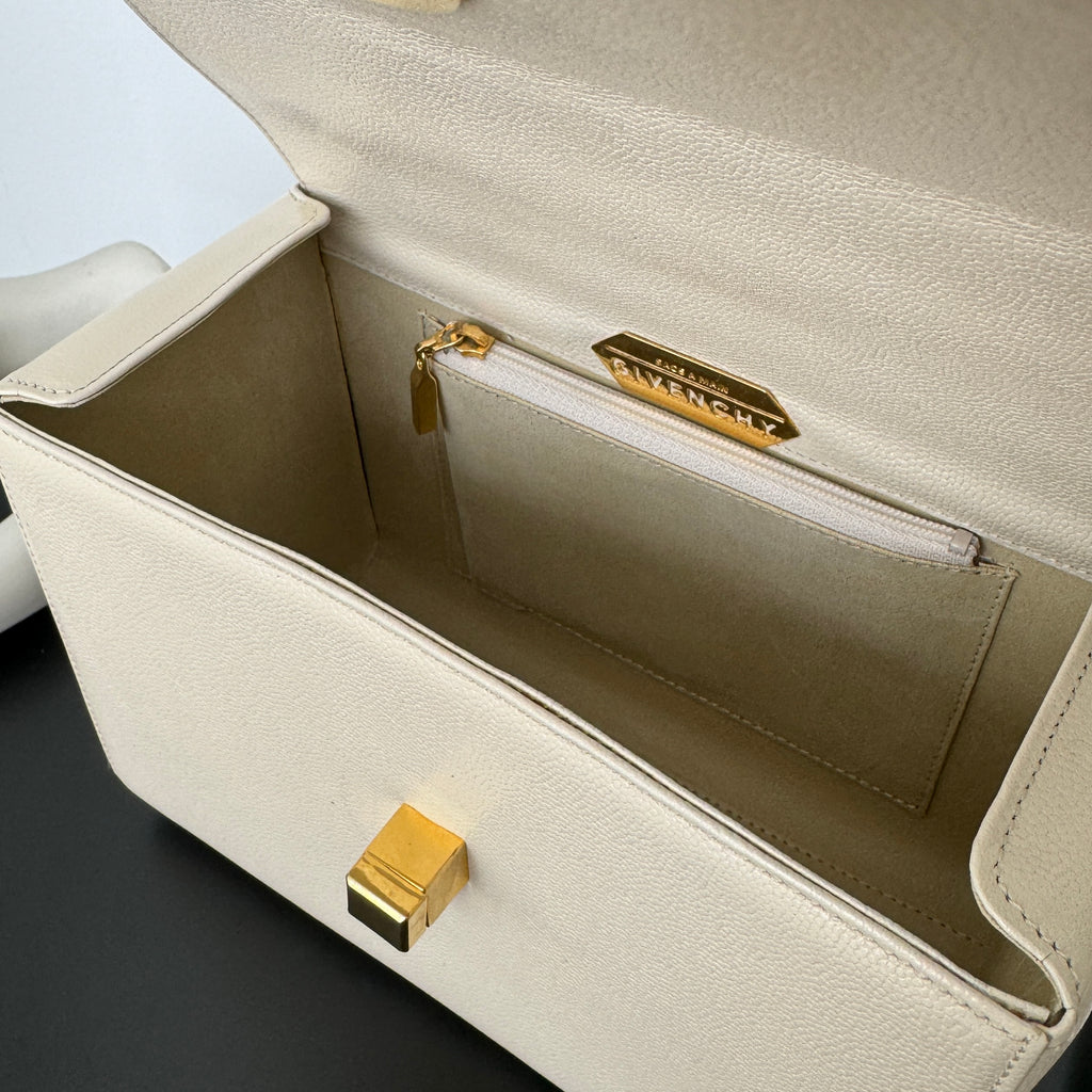 Givenchy Turnlock Box Bag - Leluxe Vintage Sdn. Bhd.