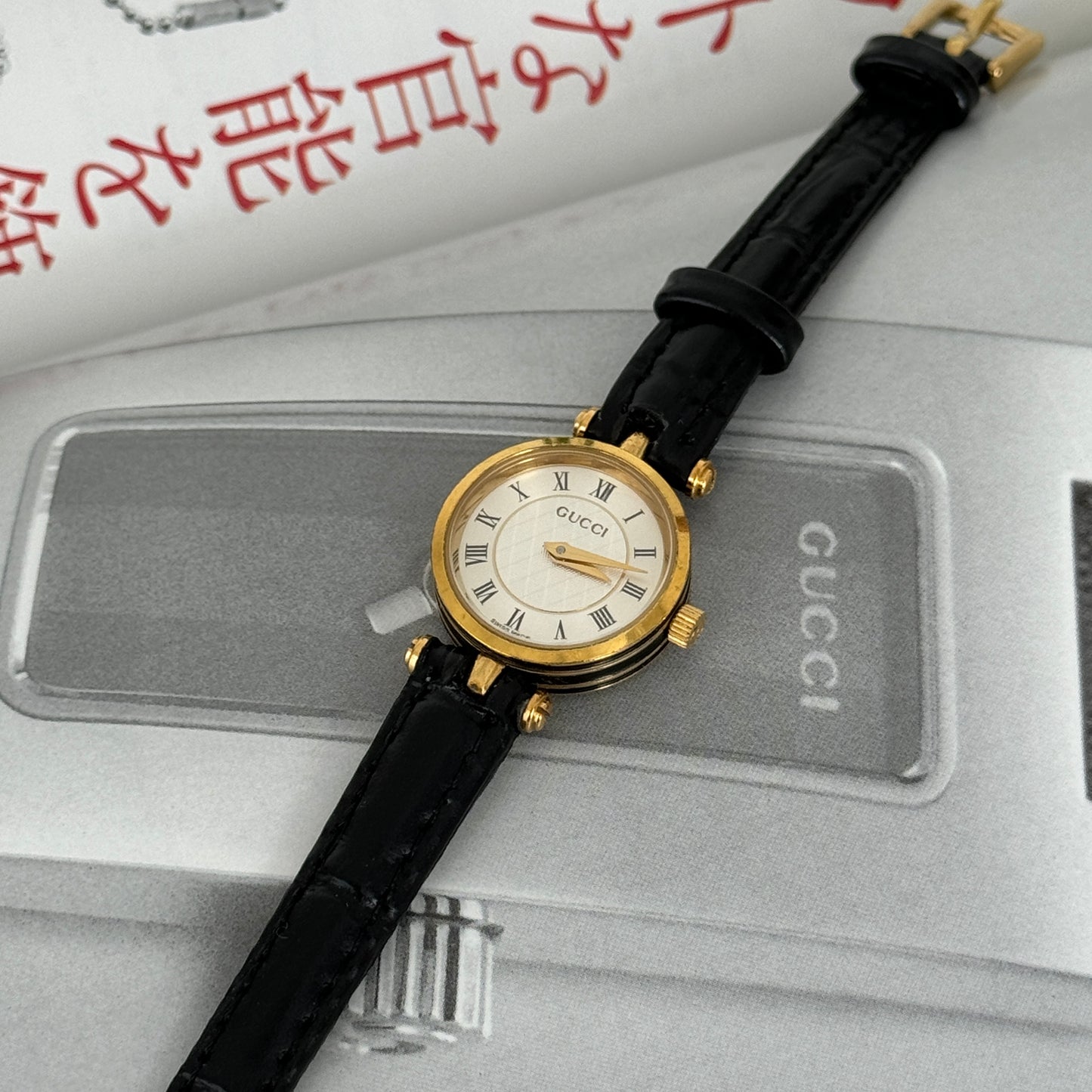 Gucci 2000l Gold Plated Black Dial