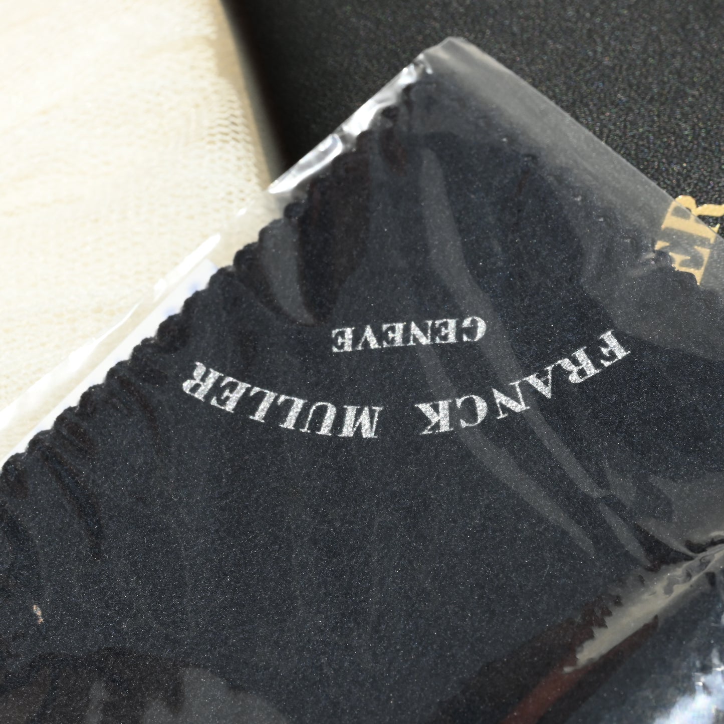 Franck Muller Tonneau Curvex Intermediate Reliefs 2252QZRELCD1R