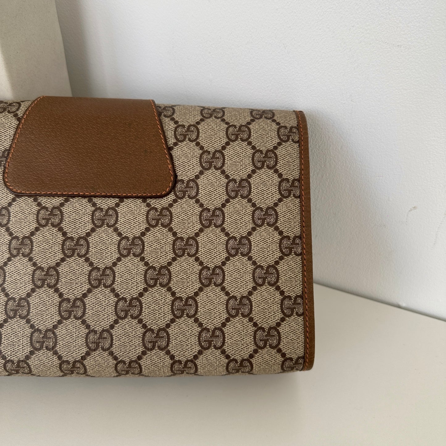 Gucci Vintage Clutch in Monogram