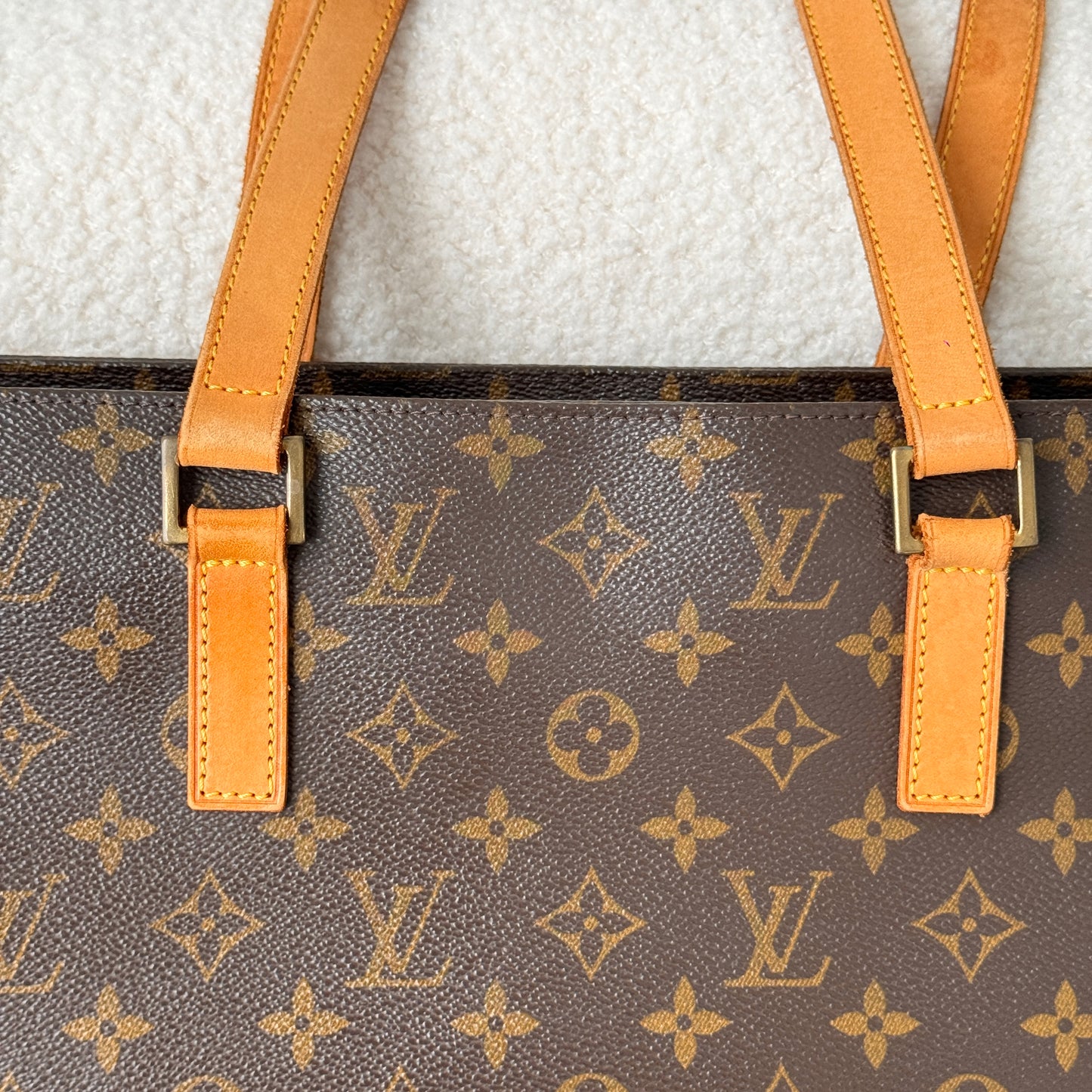 Louis Vuitton Luco Tote Monogram