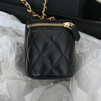 Chanel Mini Vanity Case Pearl Crush