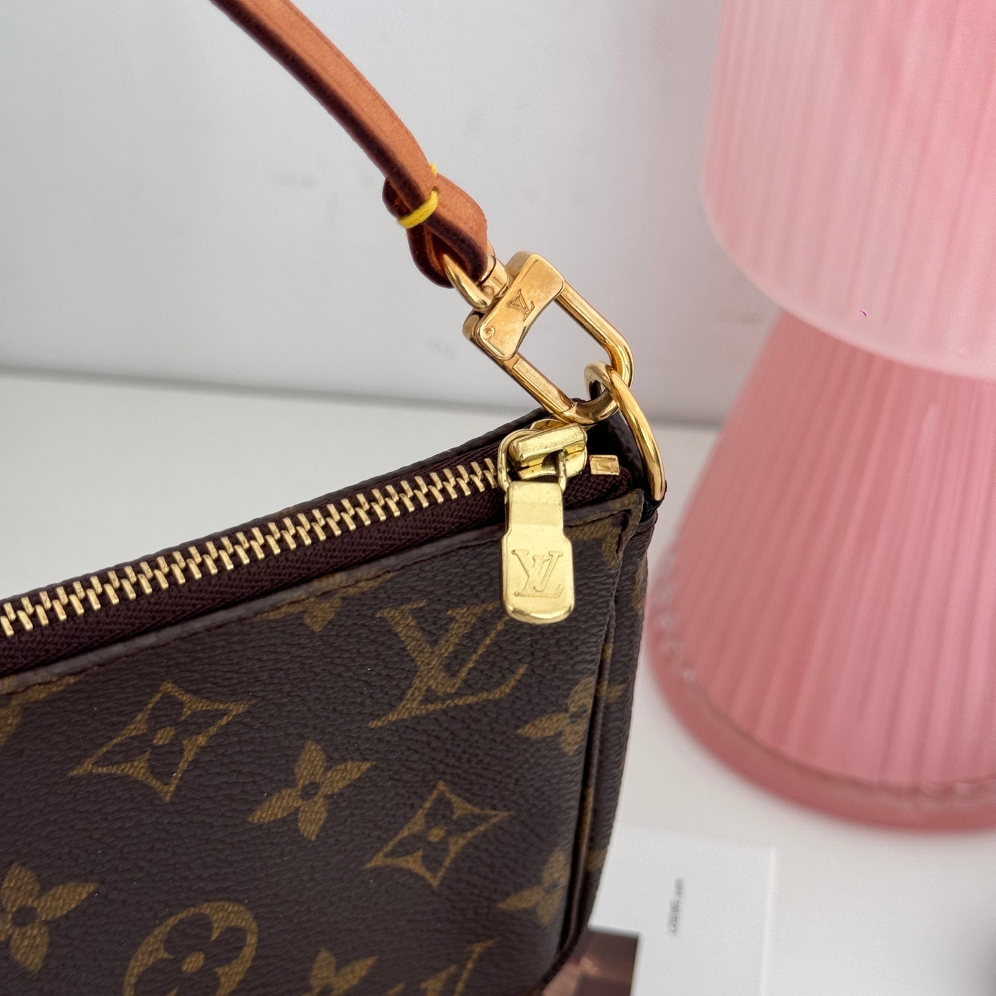 Louis Vuitton Pochette Acceasoires