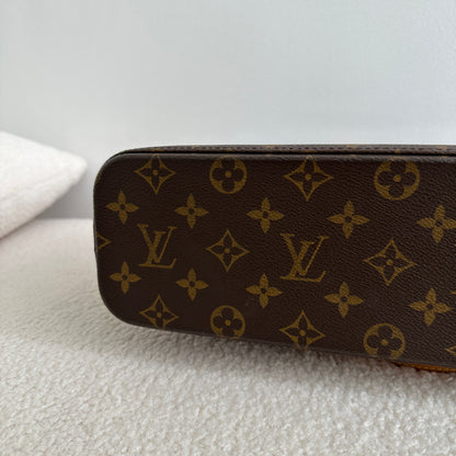 Louis Vuitton Monogram Luco