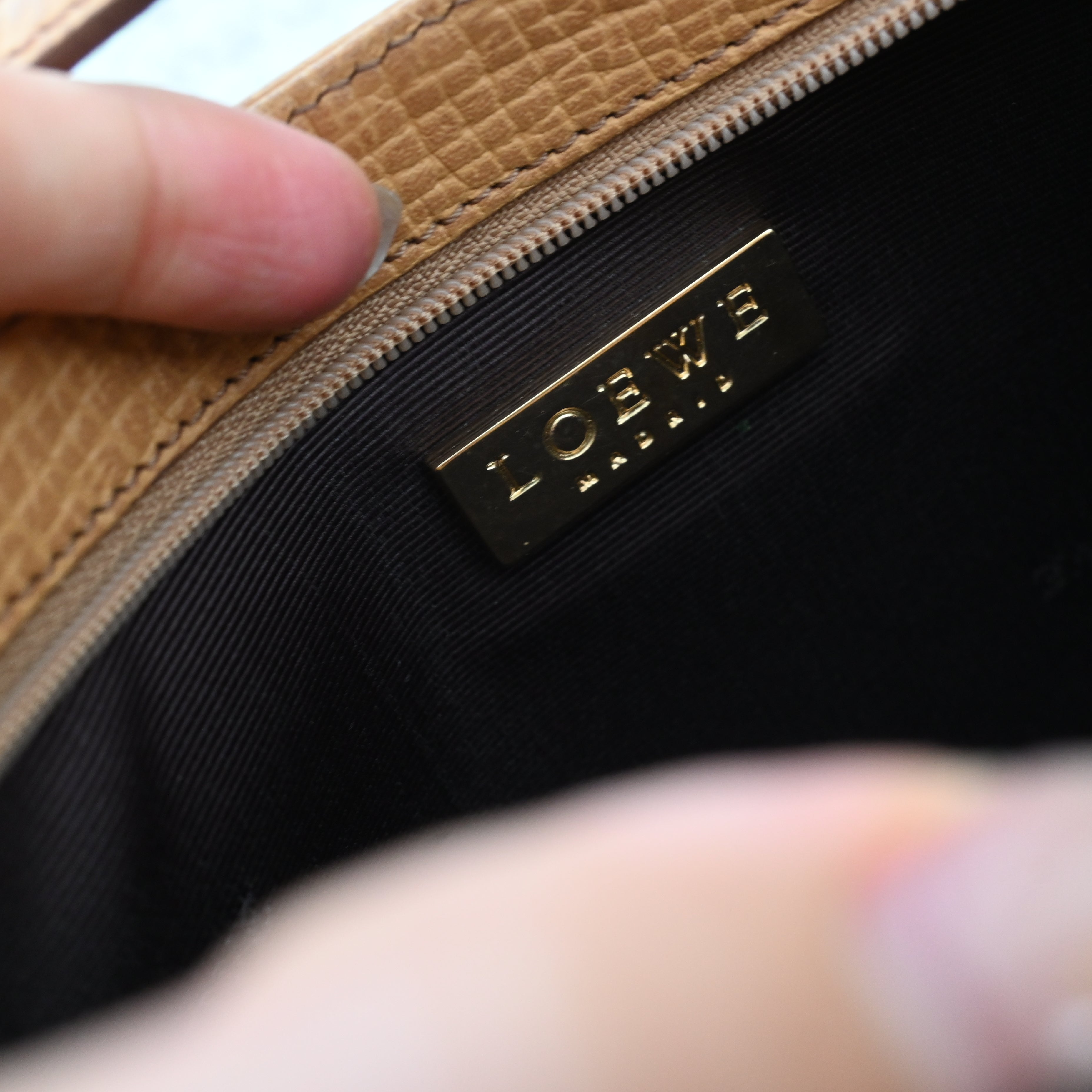 Loewe Small Hobo Shoulder Bag - Leluxe Vintage Sdn. Bhd.