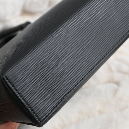 Louis Vuitton Sac Plat Fold Epi