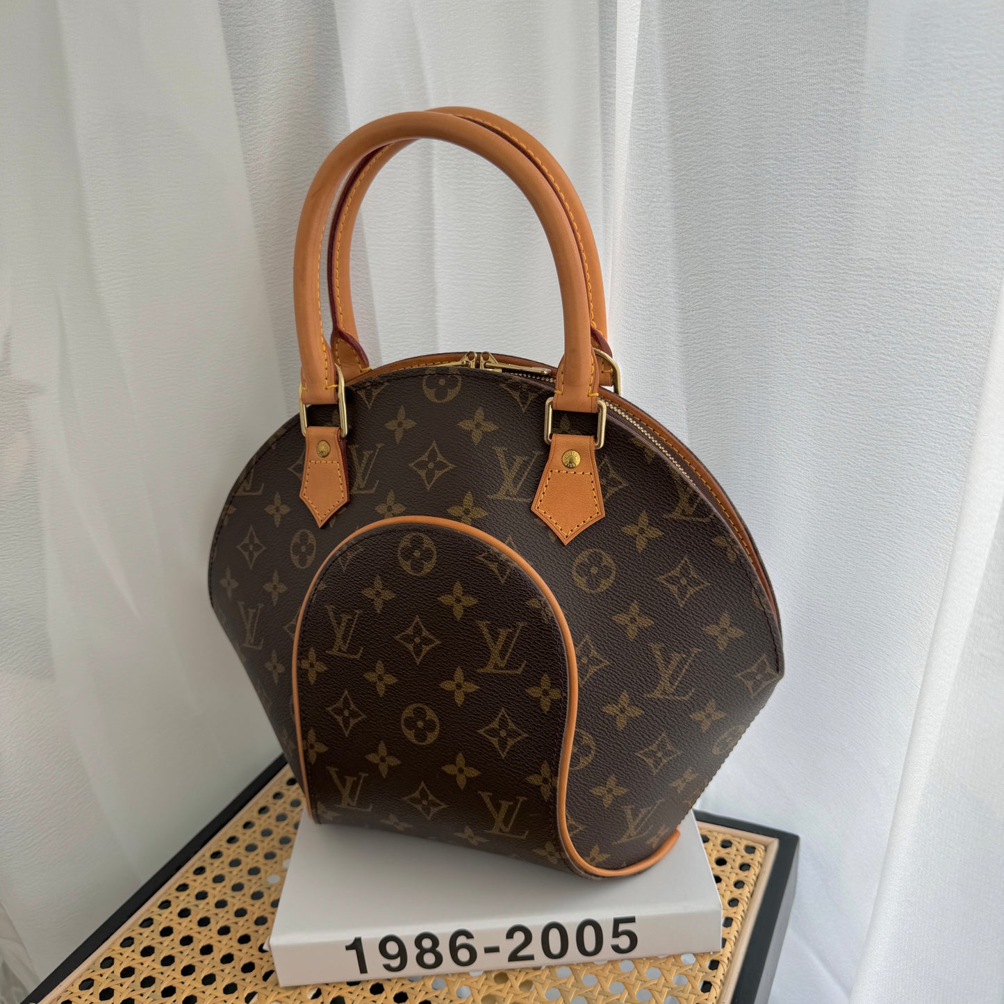 Louis Vuitton Ellipse PM Monogram