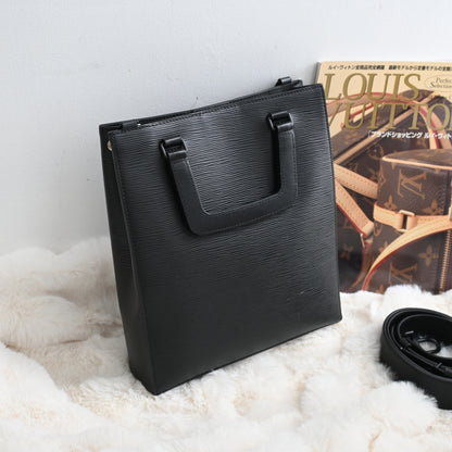 Louis Vuitton Sac Plat Fold Epi